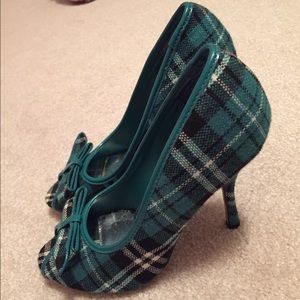 Wet Seal plaid peep toe pumps
