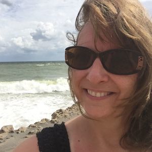 Meet your Posher, Beth