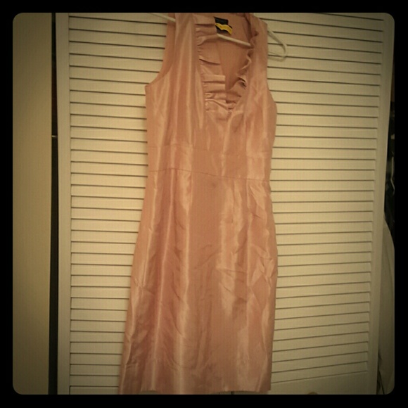 Ruffled collar dress