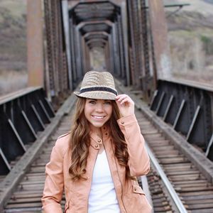 Meet your Posher, Kadey