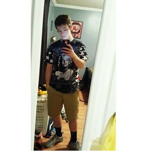 Meet your Posher, Tyler