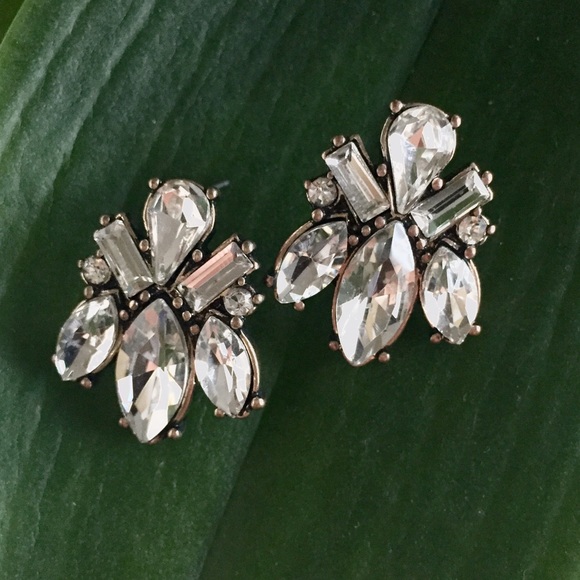 J. Crew Jewelry - 🎁25% Off 🎁J.Crew Water Drops Crystal Earrings