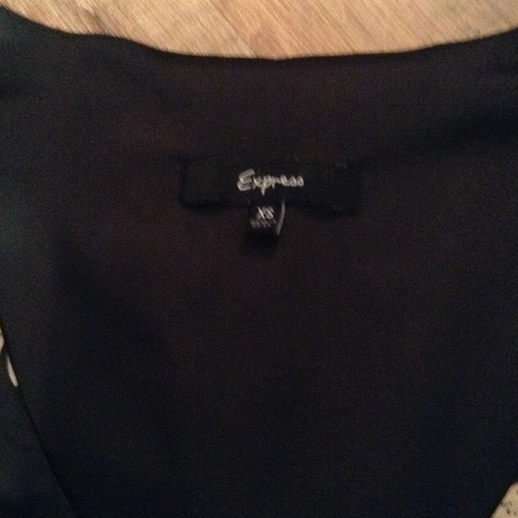 Express Oriental style silky shirt🎀 - Picture 3 of 3