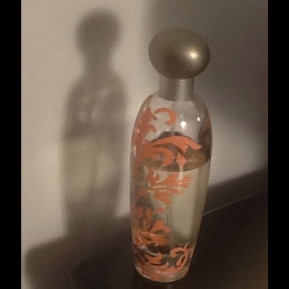 Estee Lauder Pleasures perfume