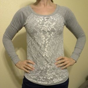 Cute Gray long sleeve shirt, white lace overlay