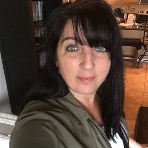 Meet your Posher, Janet