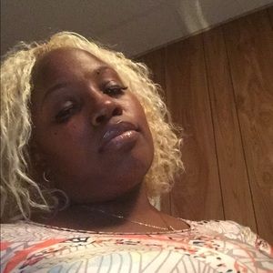 Meet your Posher, Britney