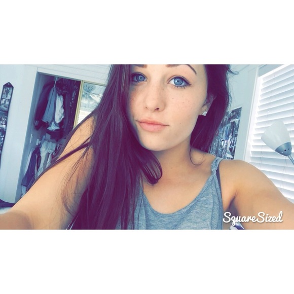 Meet your Posher, Lexie - Picture 1 of 1