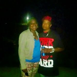 Meet your Posher, Felicia