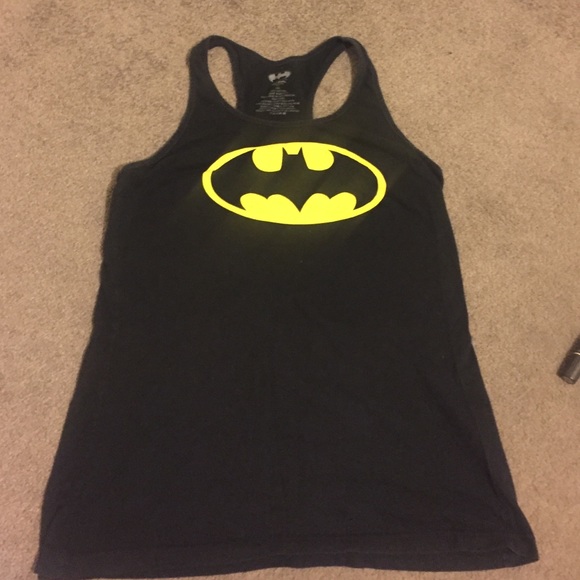 Batman tank top💛