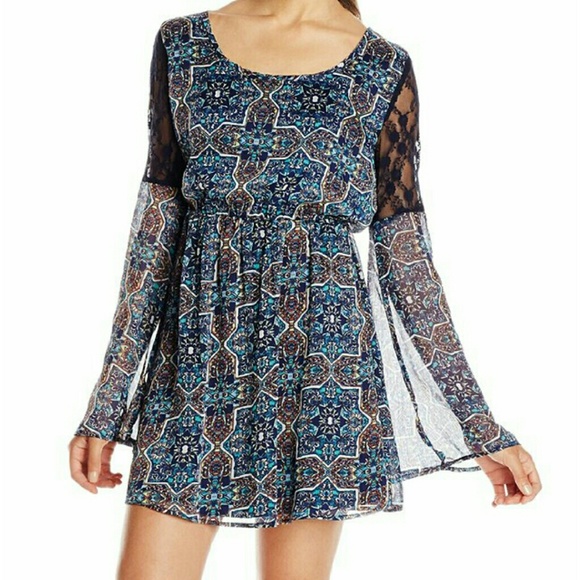 Juniors XS (0/2) Blue Paisley Babydoll mini dress