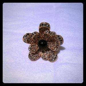 Banana Republic statement flower ring