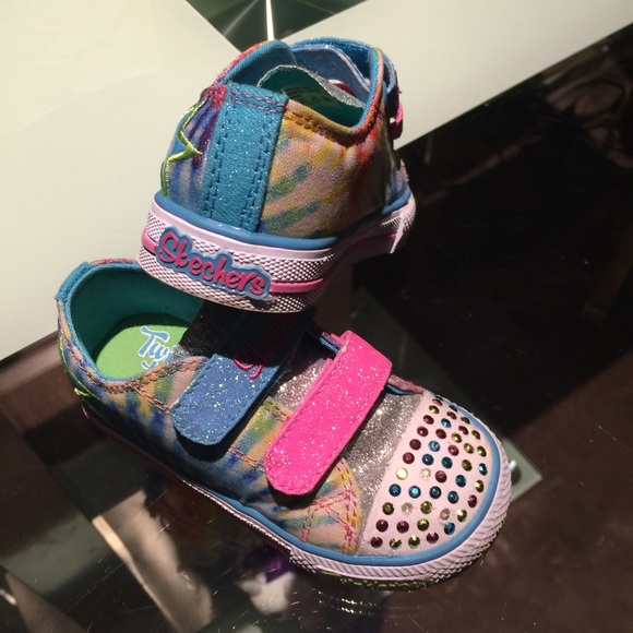 Todler Shoes - Picture 2 of 4