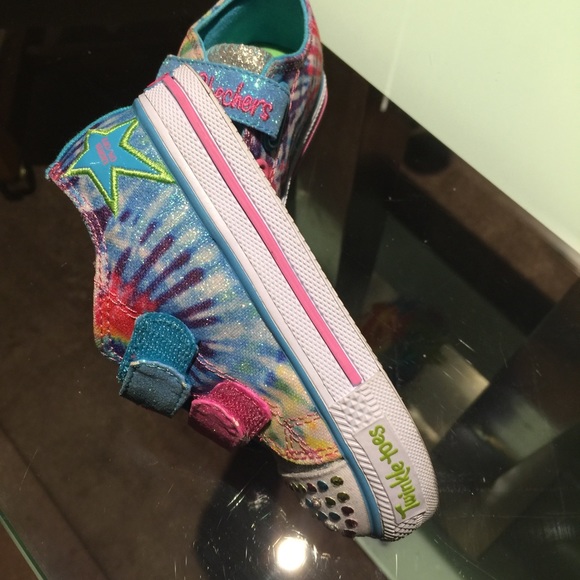 Todler Shoes - Picture 3 of 4