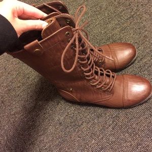 Boots! Size 6