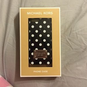 SOLD - Michael Kors iPhone 5/5s case