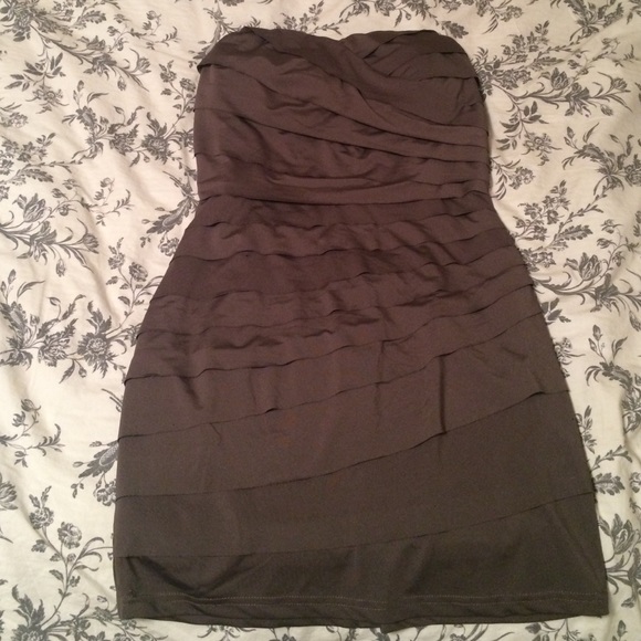 Strapless dress