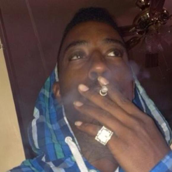 Meet your Posher, Gibson - Picture 1 of 1