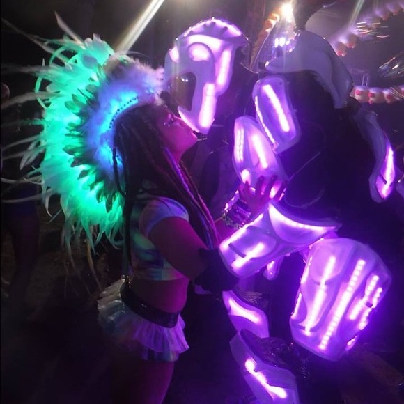 Meet your Posher, Karli - Picture 3 of 3