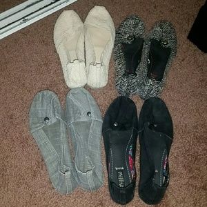 4pairs of flats all same style and brand