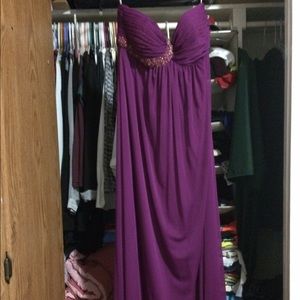 One shoulder purple dress