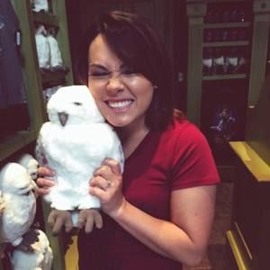 Meet your Posher, Cynthia