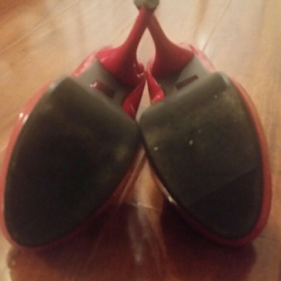 Shoes - Picture 4 of 4