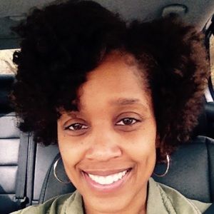 Meet your Posher, Kelli