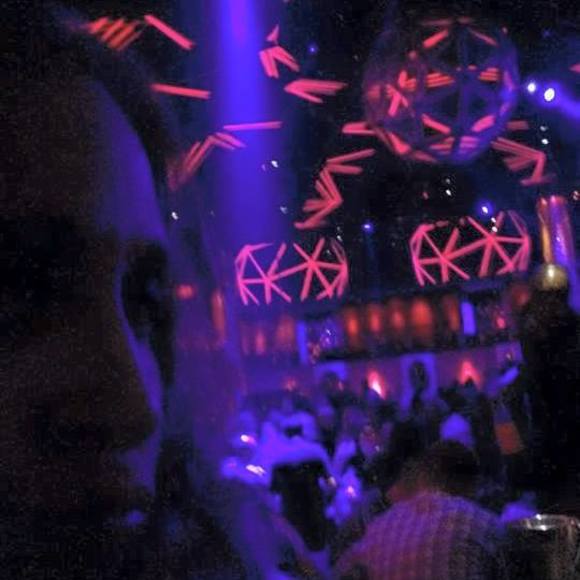 Meet your Posher, Cary - Picture 1 of 1