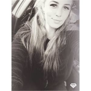 Meet your Posher, Cassandra