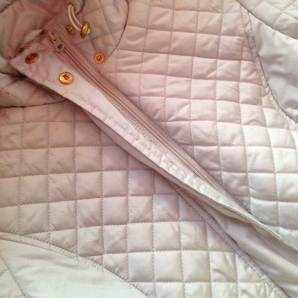 Winter/ Fall Coat - Picture 3 of 4