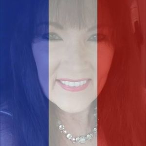 Meet your Posher, Carolyn