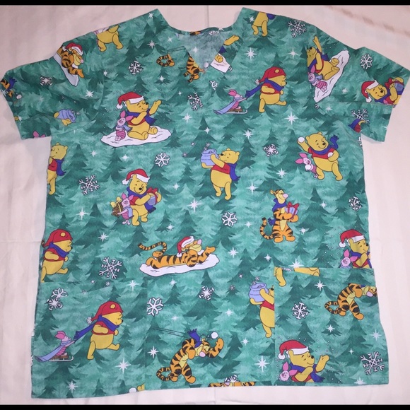 "Pooh Bear" Holiday/Christmas Scrub top 🎄🎁