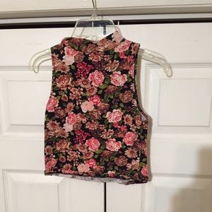 🚫 SOLD 🚫 Forever 21 small crop top