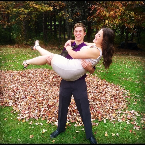 Meet your Posher, Victoria - Picture 1 of 1