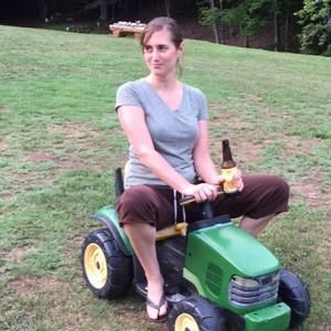 Meet your Posher, Elena