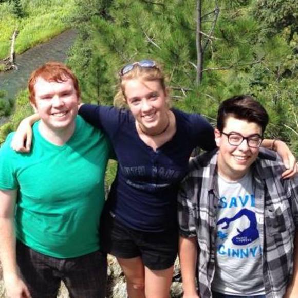 Meet your Posher, Nicole - Picture 1 of 1