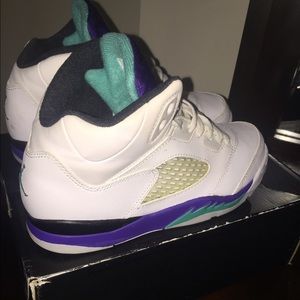 Air Jordan 5 Retro (Grapes)