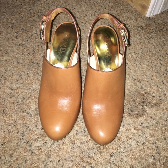 Michael Kors camel color backstrap clogs