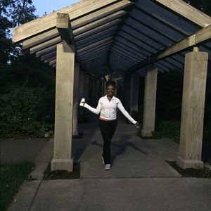 Meet your Posher, Belinda