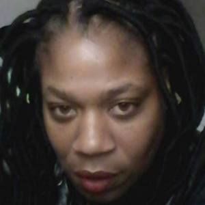 Meet your Posher, Kenzie