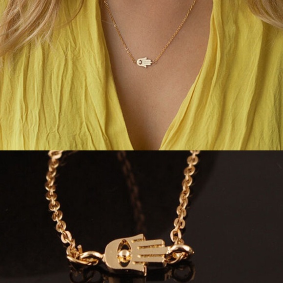 Jewelry - Hamsa Necklace