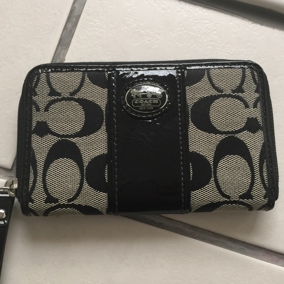 Coach wristlet/ wallet