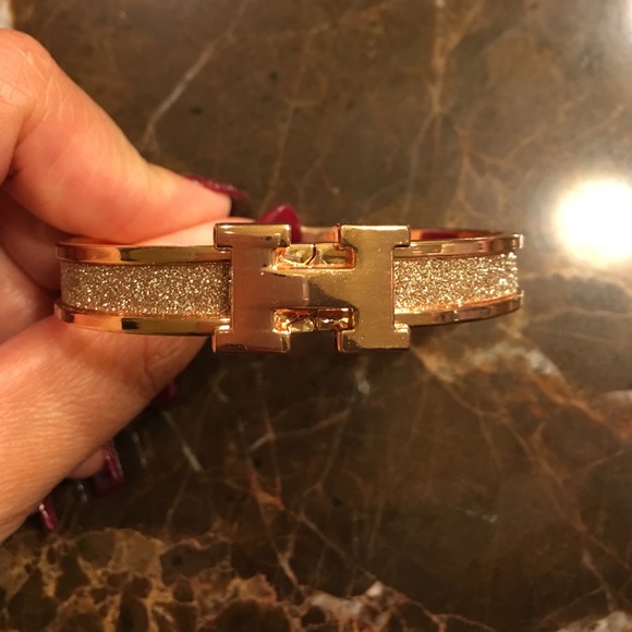 Gold bracelet