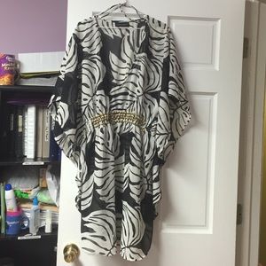 Cover-up / wear it with the leggings.