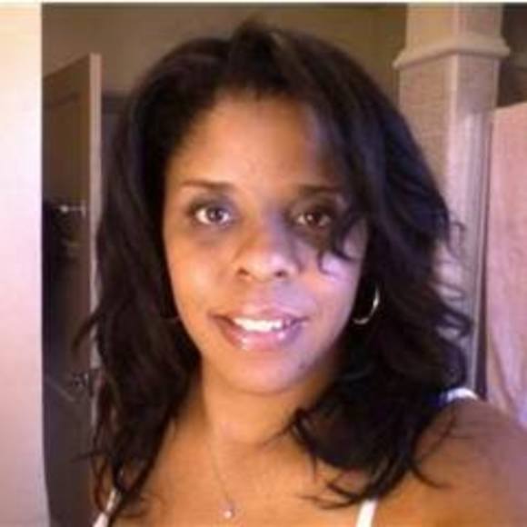 Meet your Posher, Dionna