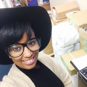 Meet your Posher, Diamond