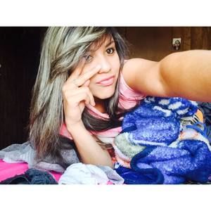 Meet your Posher, Estrella