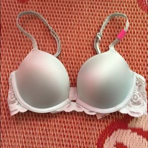 vs pink lace bra 32c