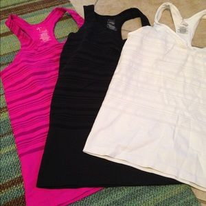 Workout tanks, set of 3